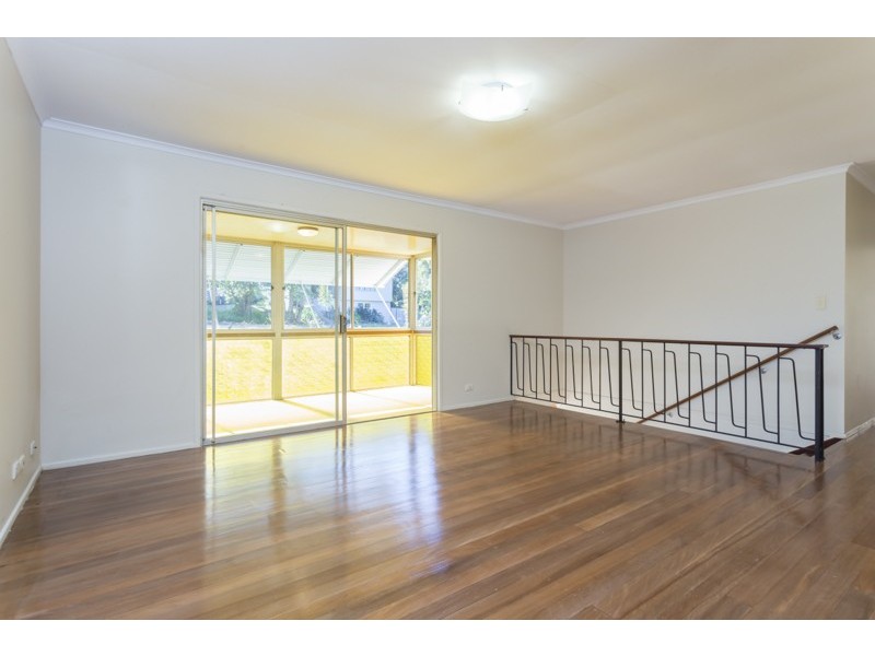 29 Hector Road, Holland Park QLD 4121