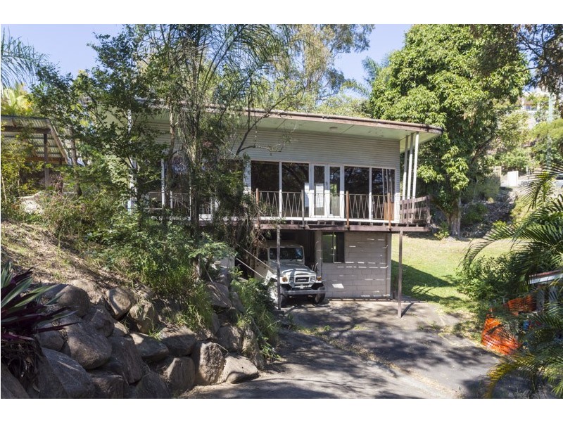 3 Odessa Street, Holland Park West QLD 4121