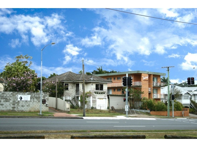 Holland Park West QLD 4121