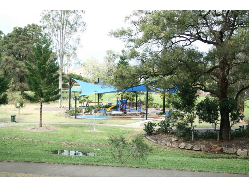 Holland Park West QLD 4121