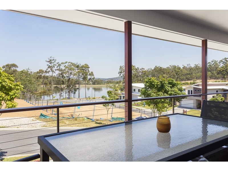 19 Cascades St, Springfield Lakes QLD 4300