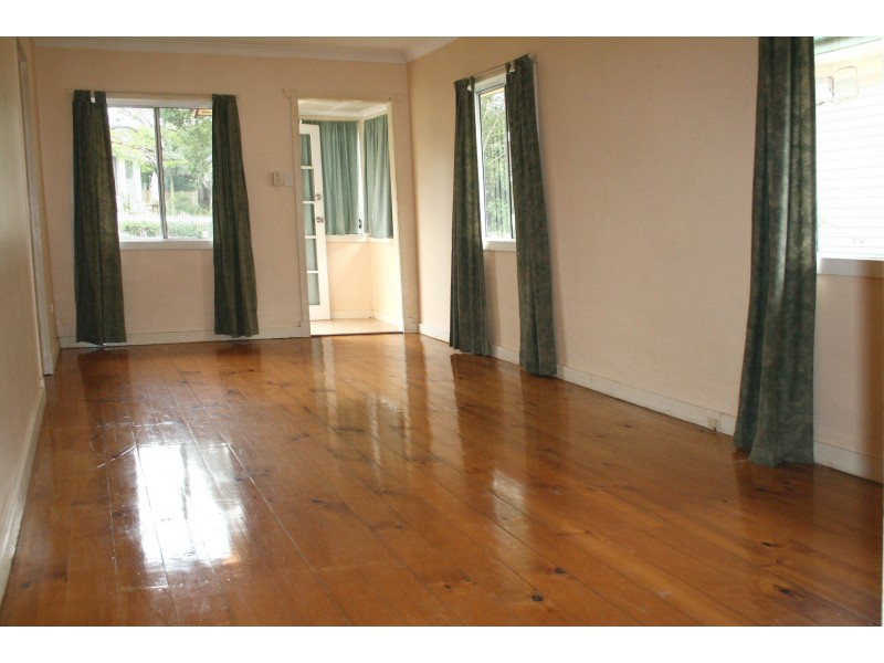 40 Glindemann Drive, Holland Park QLD 4121