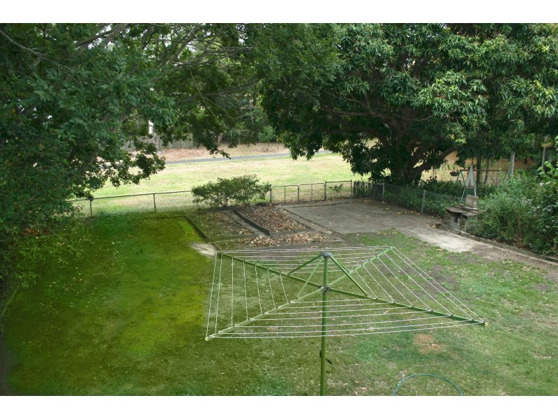 40 Glindemann Drive, Holland Park QLD 4121