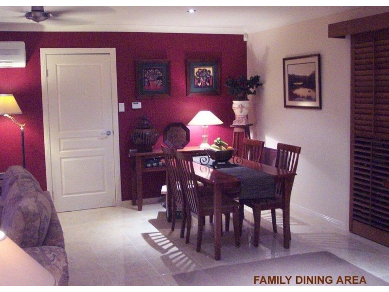 4 PADDY PLACE, Oxenford QLD 4210