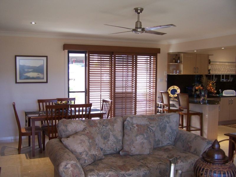 4 PADDY PLACE, Oxenford QLD 4210