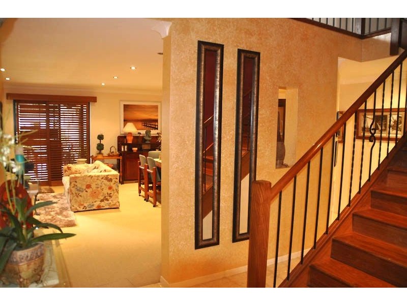 4 PADDY PLACE, Oxenford QLD 4210