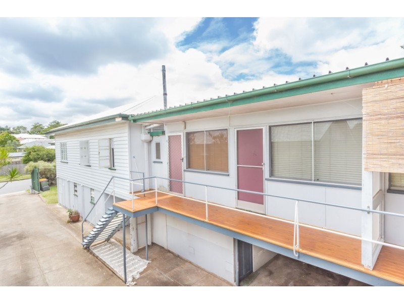 43 Holland Road, Holland Park QLD 4121