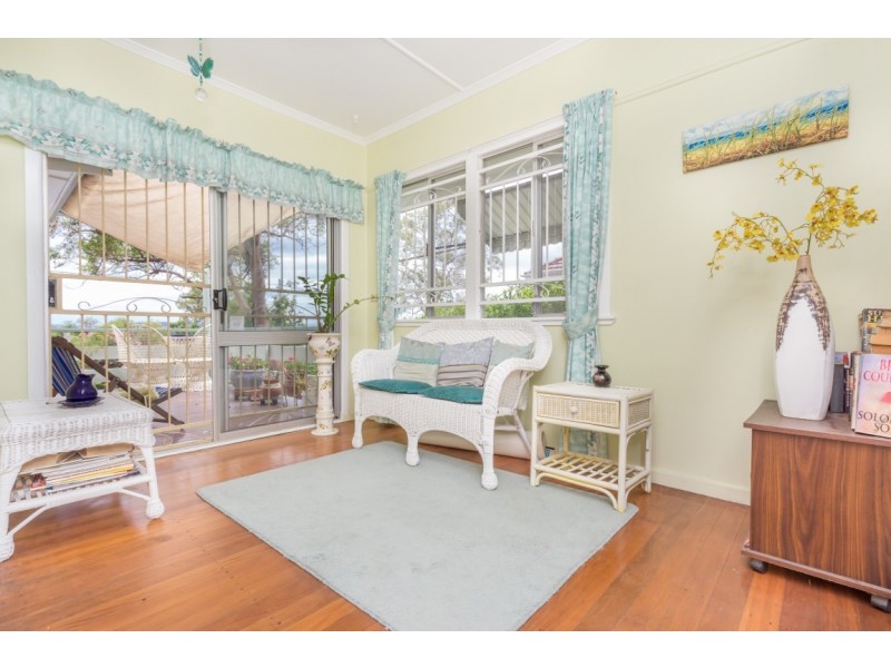 58 Effingham St, Tarragindi QLD 4121