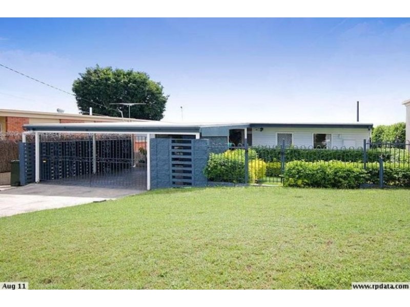26 Kneale St, Holland Park West QLD 4121