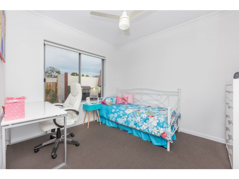 2 SEVERN ST, Coomera QLD 4209