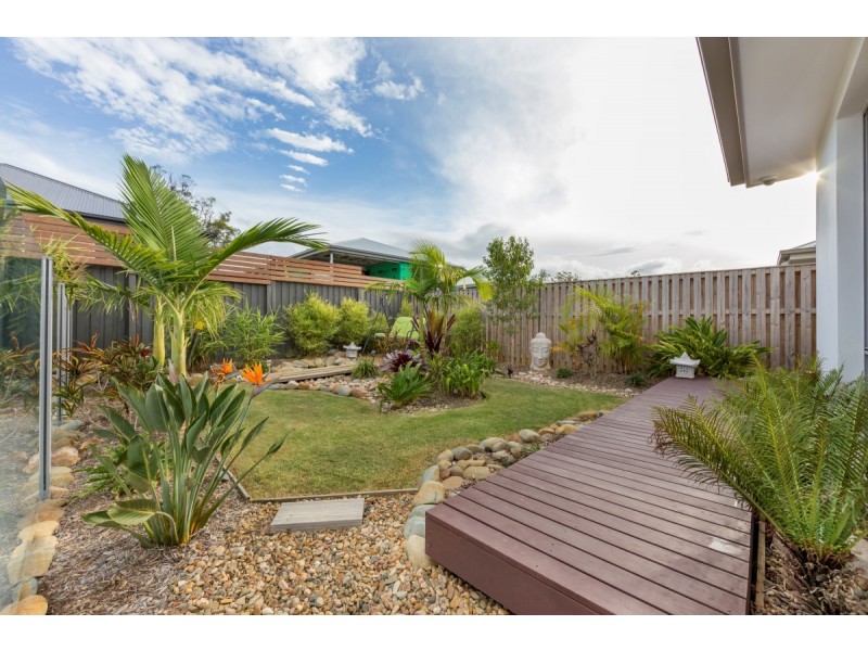 2 SEVERN ST, Coomera QLD 4209