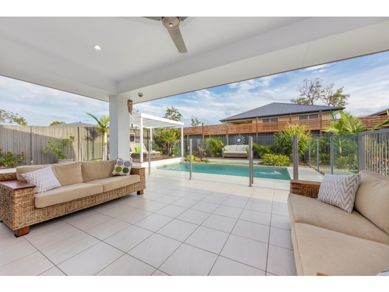 2 SEVERN ST, Coomera QLD 4209