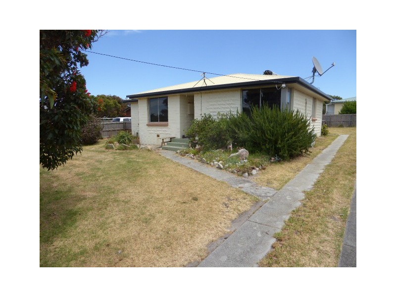 34 Patrick Street, Whitemark TAS 7255