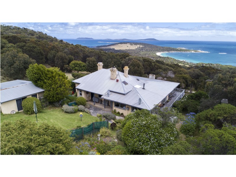 40 Wireless Station Road, Emita TAS 7255