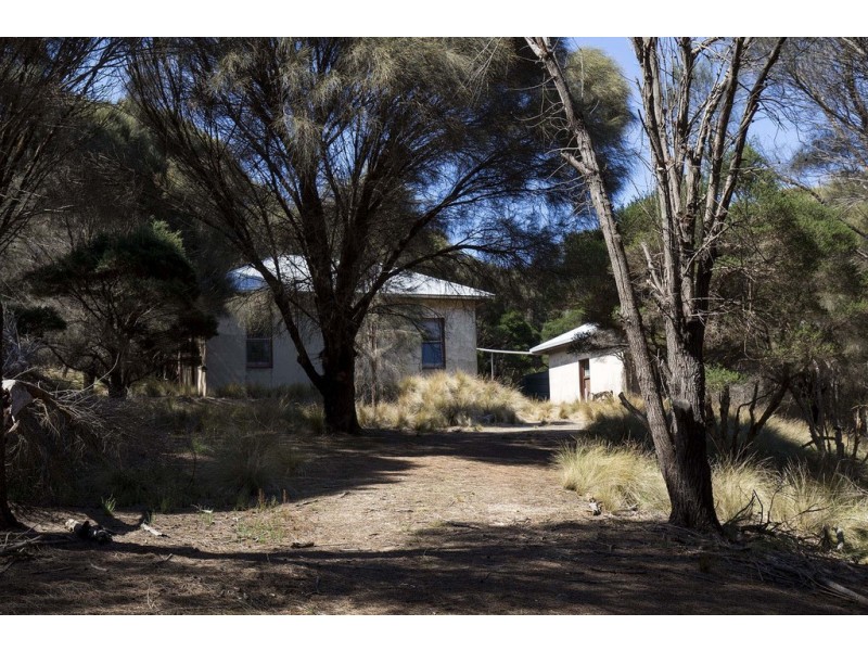 40 Wireless Station Road, Emita TAS 7255