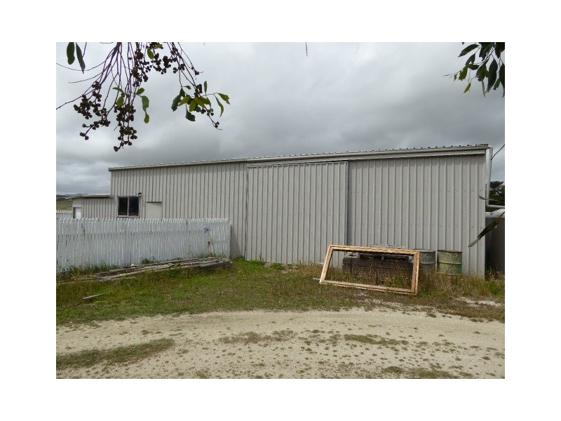 11 Lady Barron Road, Whitemark TAS 7255