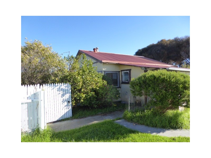 11 Lady Barron Road, Whitemark TAS 7255