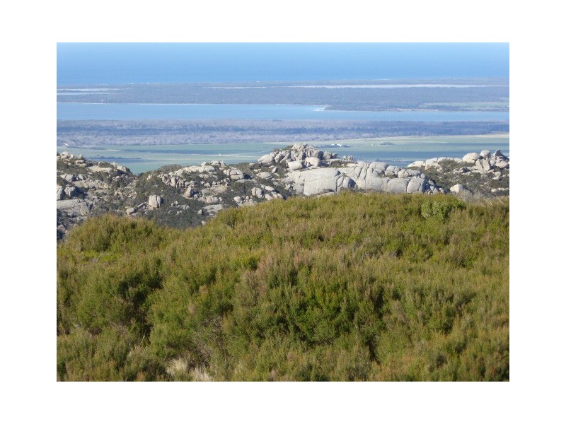 . Walkers Lookout Road, Whitemark TAS 7255