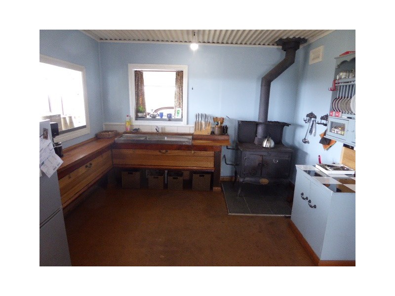 375 Killiecrankie Road, Killiecrankie TAS 7255