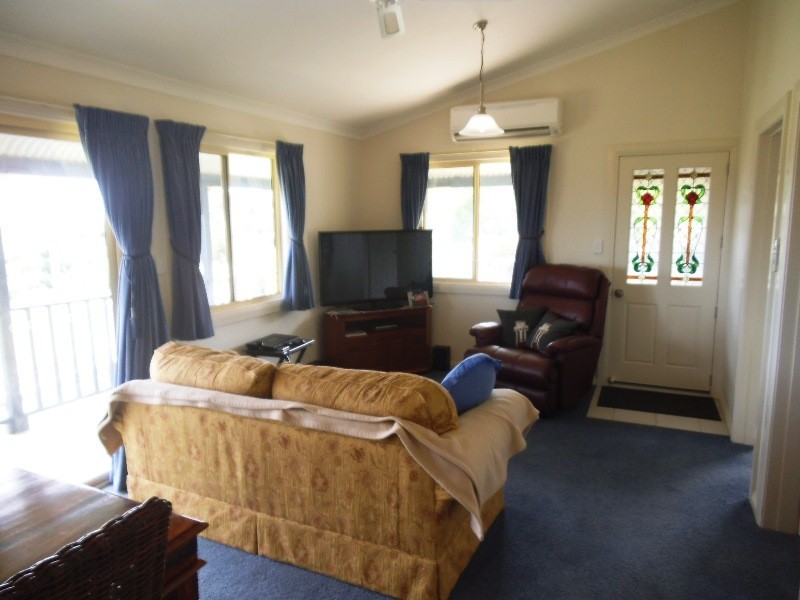 2 Gunter Street, Lady Barron TAS 7255