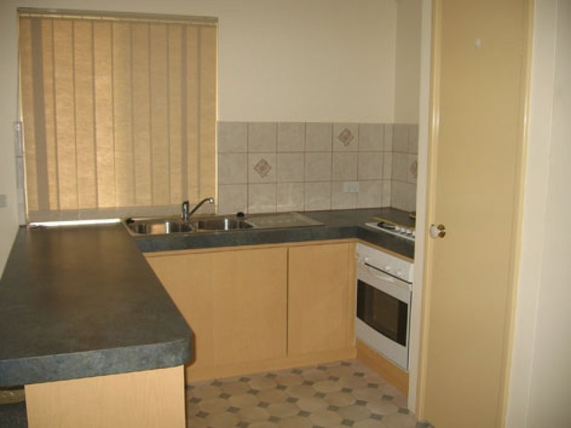 5 Silkhurst Crescent, Warnbro WA 6169