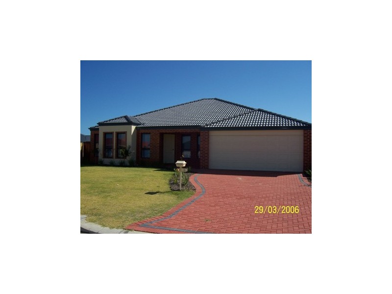 11 Carramup Circle, Port Kennedy WA 6172