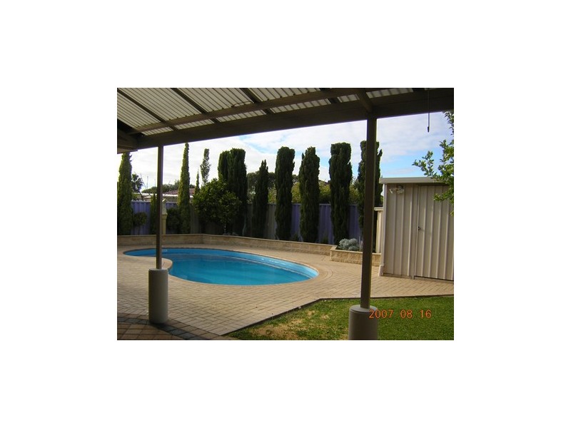 5 Diamantina Way, Rockingham WA 6168