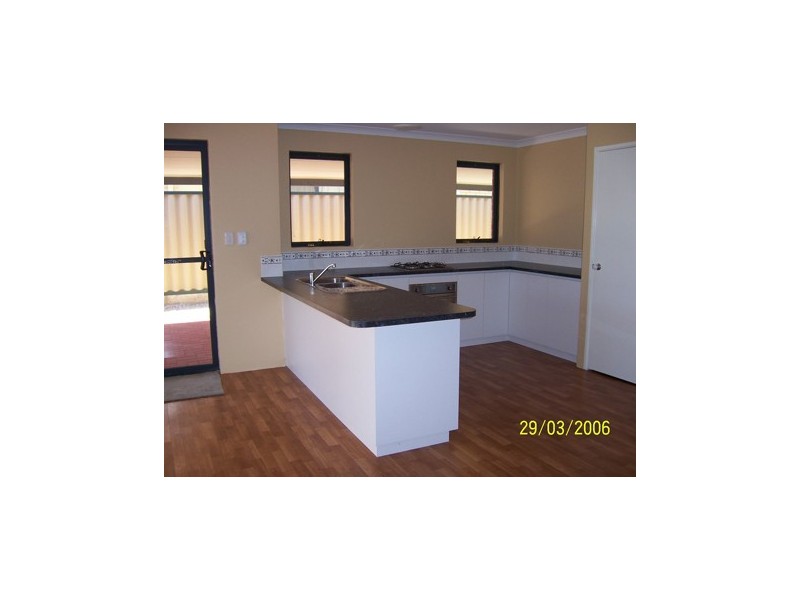 11 Carramup Circle, Port Kennedy WA 6172