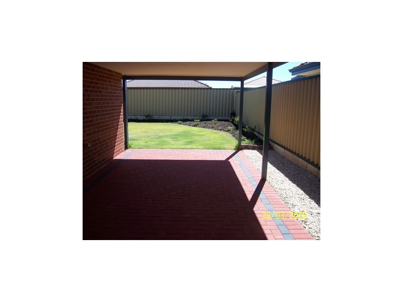 11 Carramup Circle, Port Kennedy WA 6172