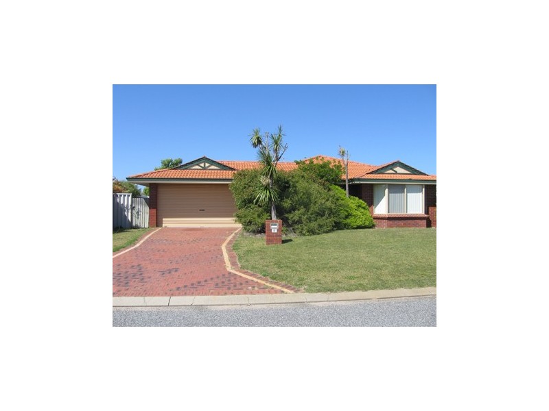 8 Luff Lane, Waikiki WA 6169