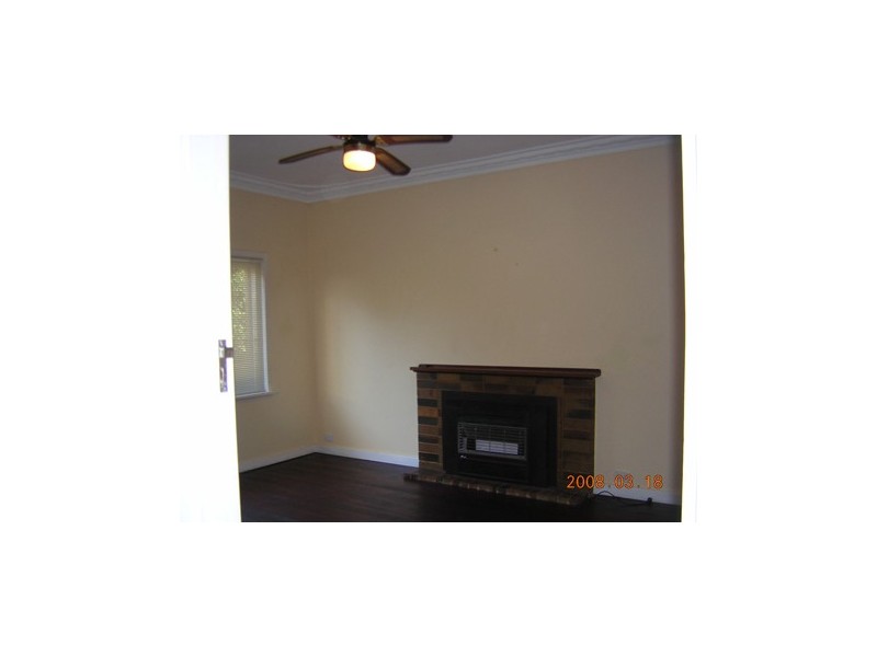 122  Kent Street, Rockingham WA 6168