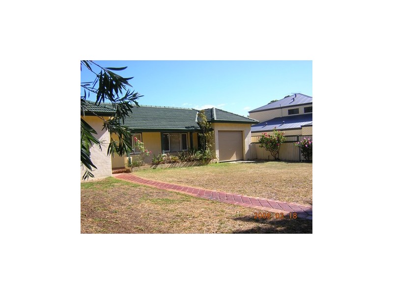 122  Kent Street, Rockingham WA 6168
