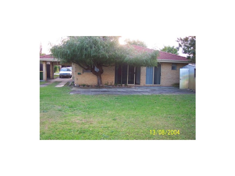 15 Rotohine Place, Cooloongup WA 6168