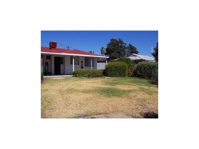 19 Columbia Close, Rockingham WA 6168