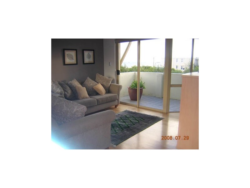 u 3 /  174 Arcadia Drive, Shoalwater WA 6169