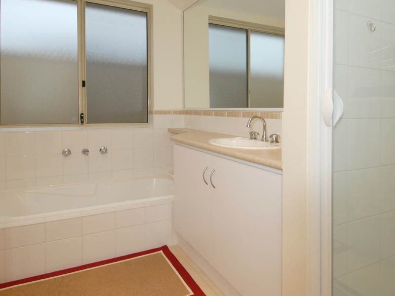 38 Baycliff Turn, Waikiki WA 6169