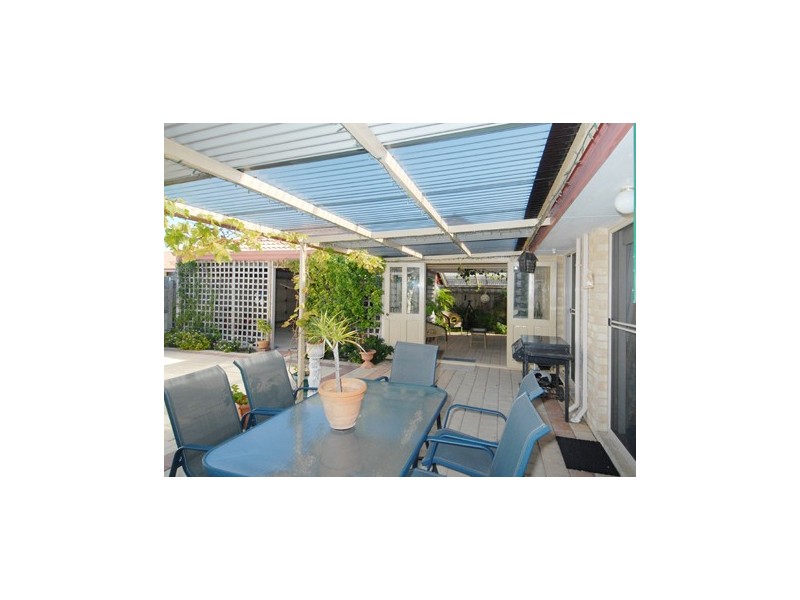 26 Rees Crescent, Rockingham WA 6168