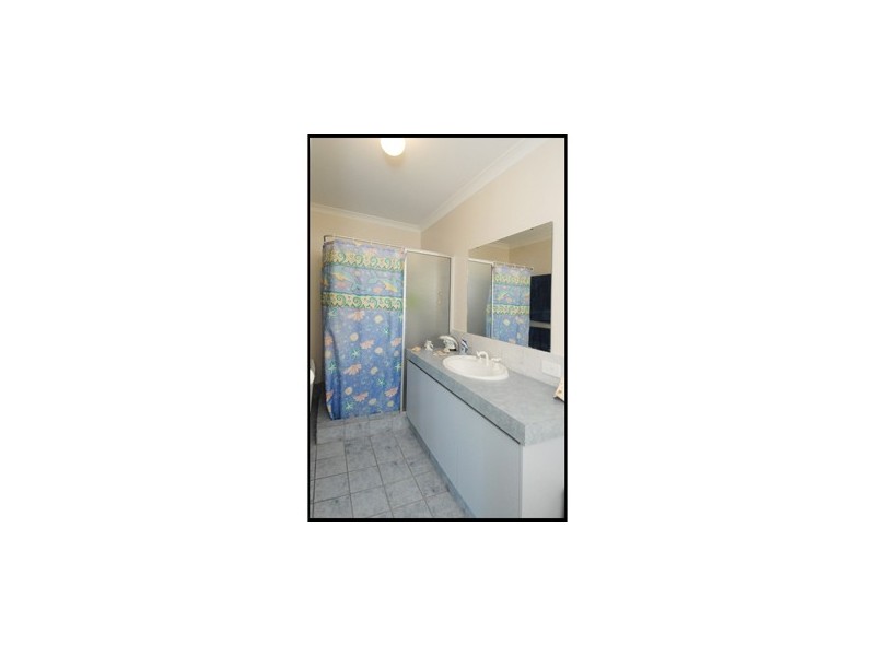 26 Rees Crescent, Rockingham WA 6168
