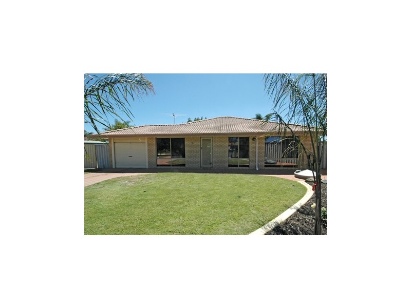 3 Camm Place, Waikiki WA 6169