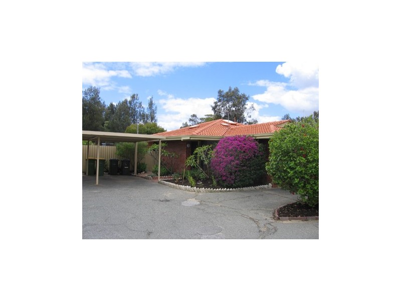 4/6 Ashford Avenue, Rockingham WA 6168