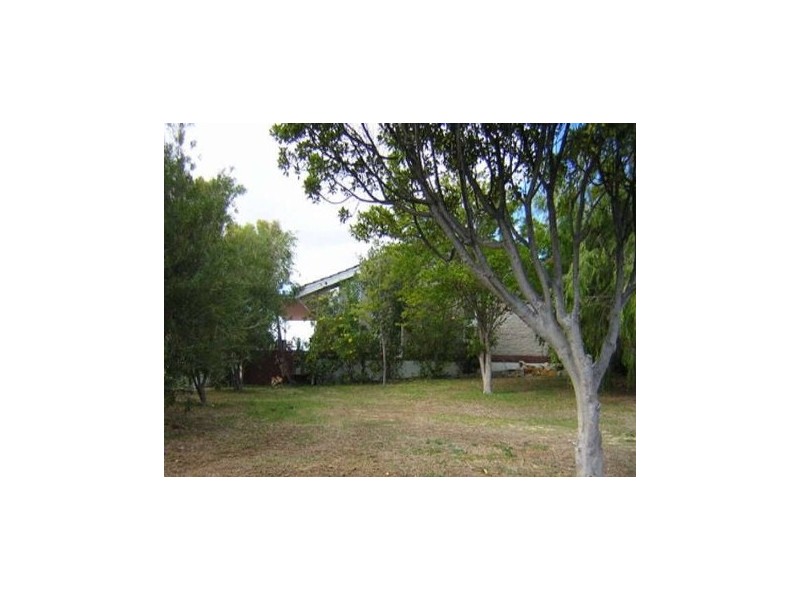 12 Third Avenue, Shoalwater WA 6169