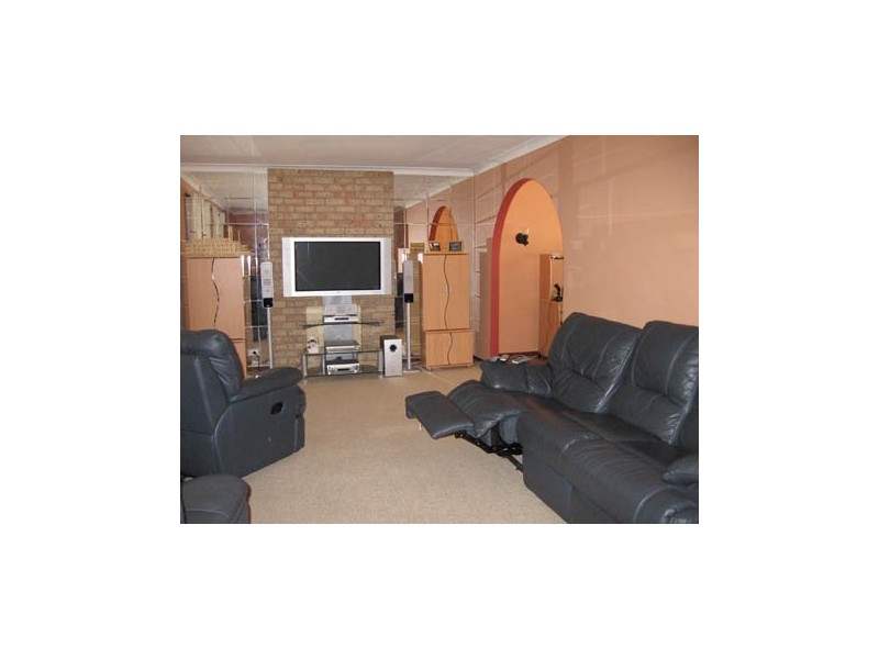 22 Bideford Street, Warnbro WA 6169