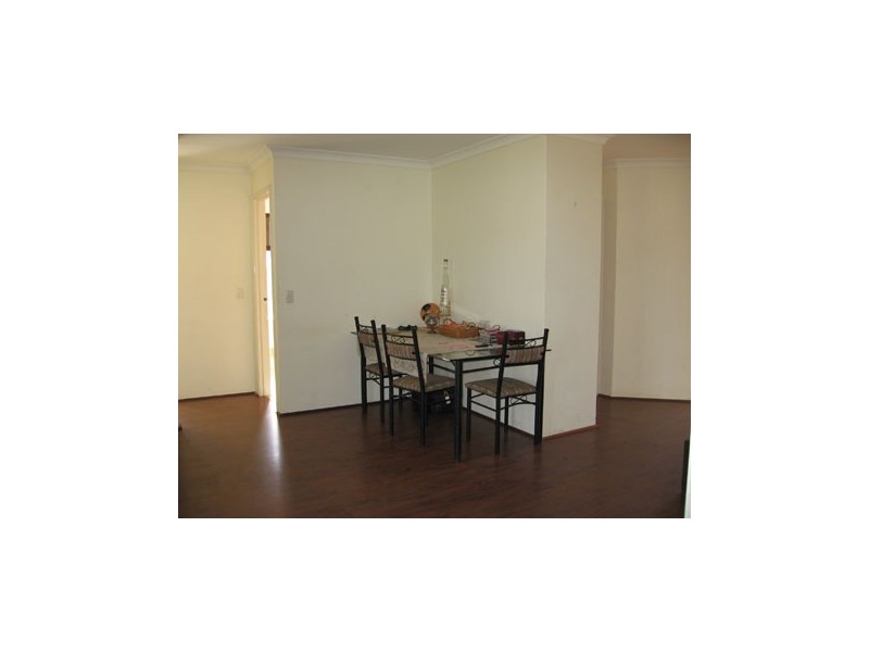 123 Currie Street, Warnbro WA 6169