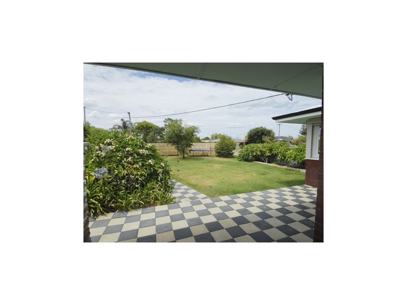 6 Vela Court, Rockingham WA 6168