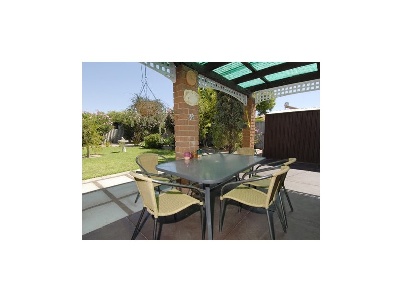 88 Council Avenue, Rockingham WA 6168