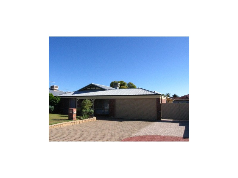 5 Lightfoot Place, Cooloongup WA 6168