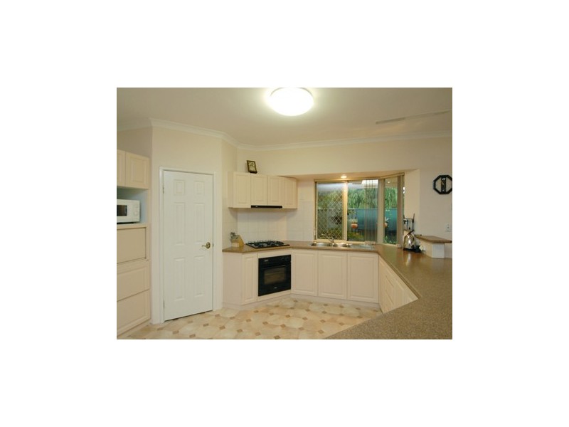 2B Fifth Avenue, Shoalwater WA 6169