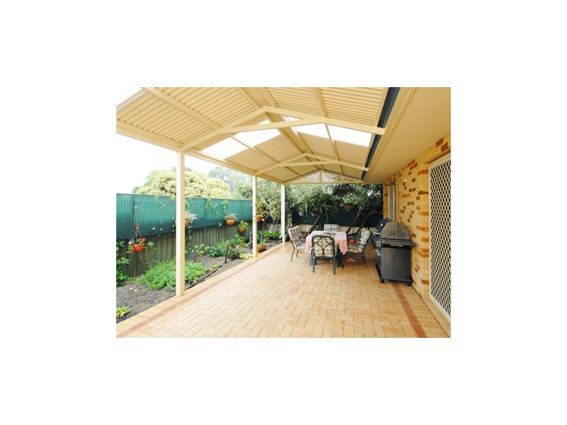 2B Fifth Avenue, Shoalwater WA 6169