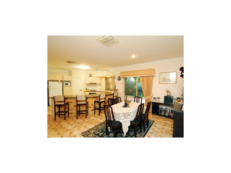 2B Fifth Avenue, Shoalwater WA 6169