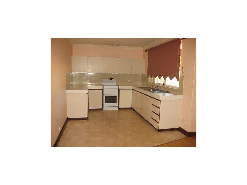 11 Ricketts Way, Rockingham WA 6168